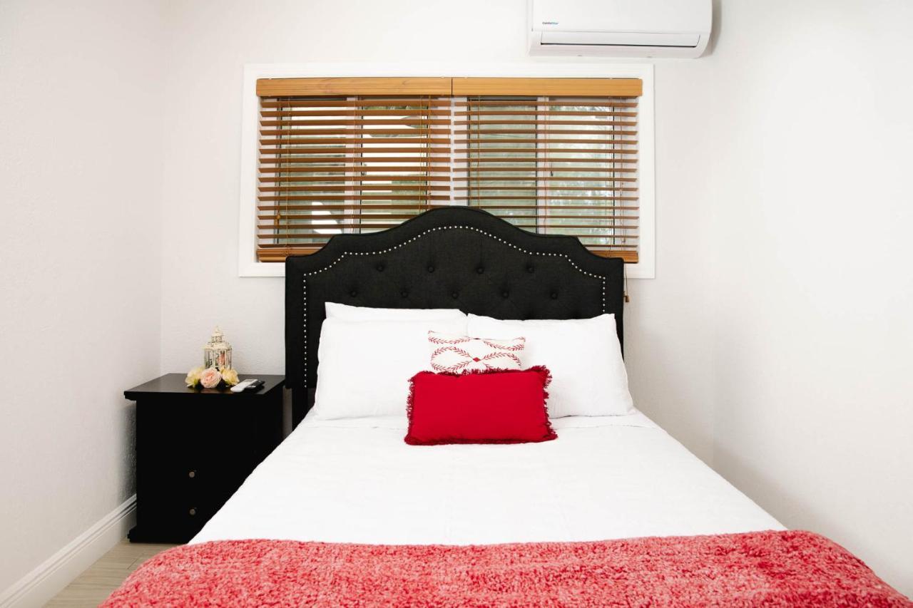 Sheer Bliss Beachview Apt #2 George Town Zewnętrze zdjęcie